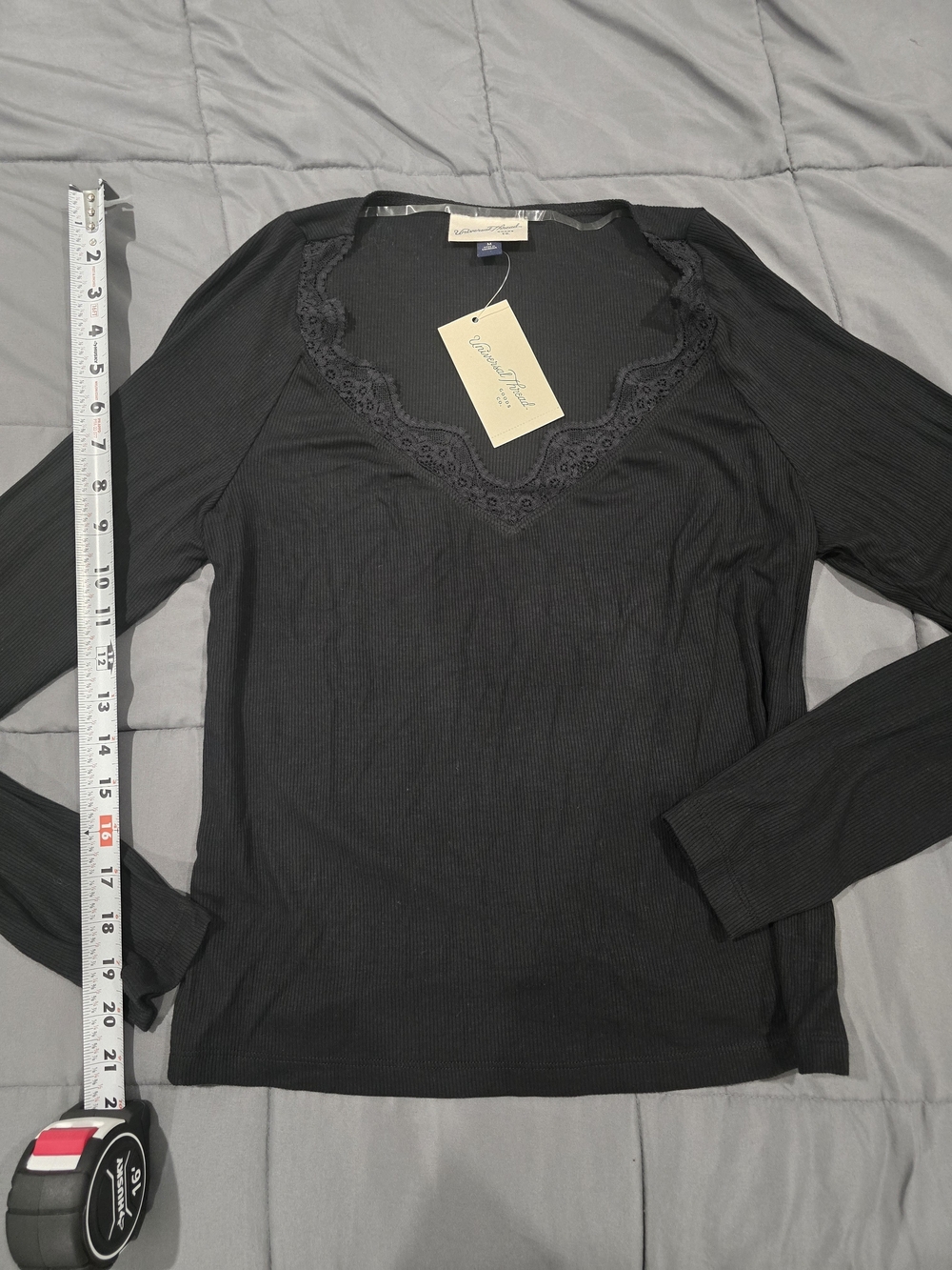 Universal Thread Black Lace-Trim Ribbed V-Neck Long Sleeve Top